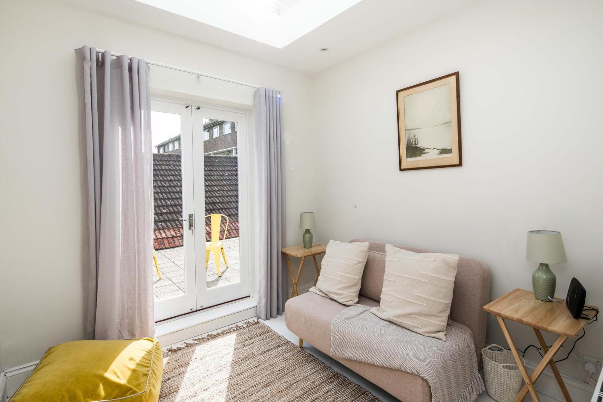 Charming Fulham Spacious With Modern Touches * Londra